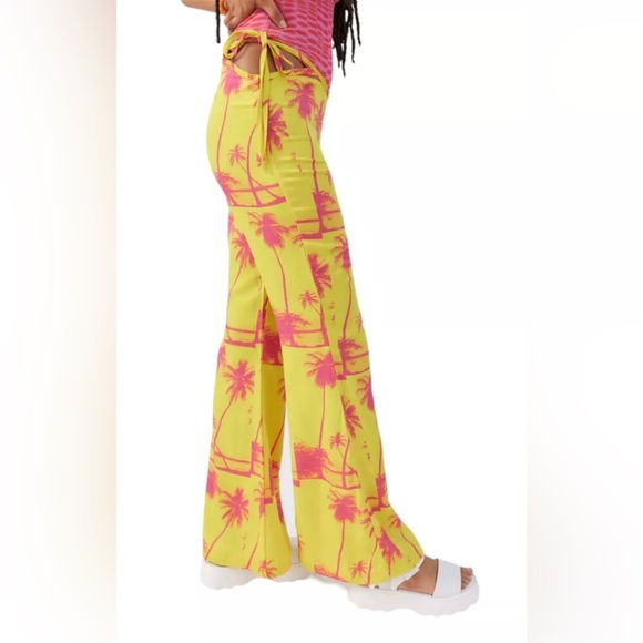 Urban Outfitters UO Sunny side‎ cutout yellow pink palm tree Flare Pants Size 10 - Picture 9 of 10